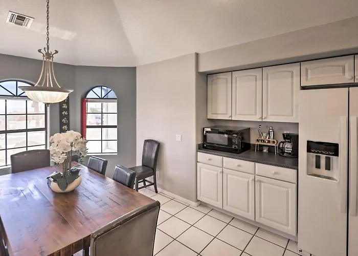 Holiday home Relaxing Havasu Retreat: 5 Mi To Beaches *