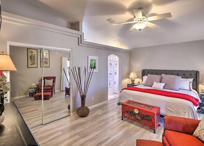 Relaxing Havasu Retreat: 5 Mi To Beaches *