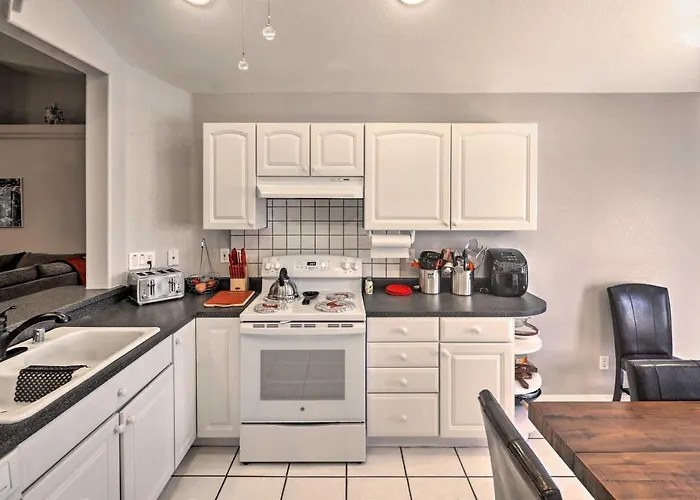 Holiday home Relaxing Havasu Retreat: 5 Mi To Beaches