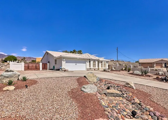 Relaxing Havasu Retreat: 5 Mi To Beaches